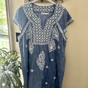 Roller Rabbit Denim and Ivory Floral Tunic Size XL
